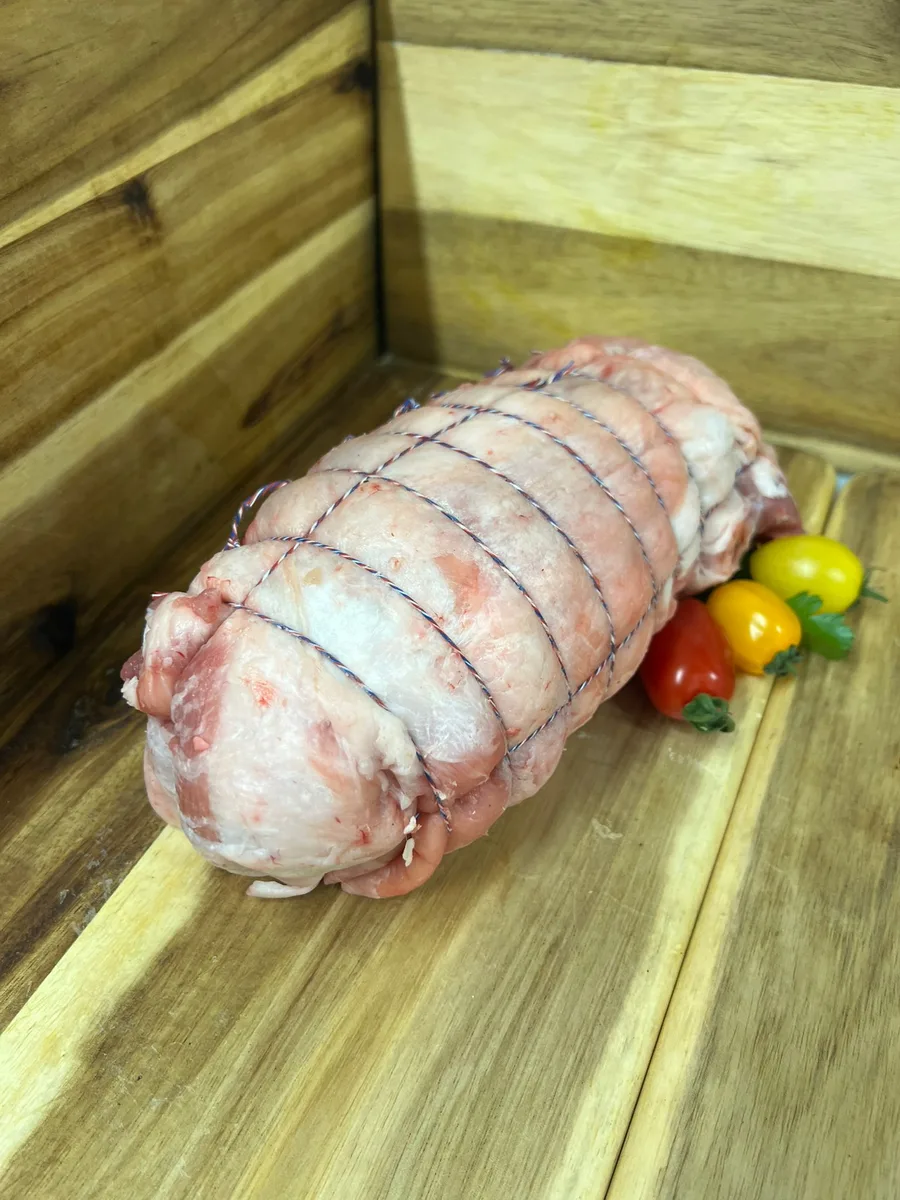 Épaule d'Agneau Désossée Roulée 1 Épaule d'Agneau Désossée Roulée